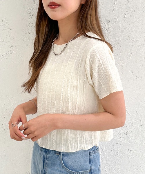 apres jour mignon(アプレジュールミニョン)の「カットジャガードTシャツ【ZOZOTOWN限定アイテム】(Tシャツ/カットソー・レディース・ブラック/アイボリー/グリーン・X-LARGE/フリー)」の7枚目の写真
