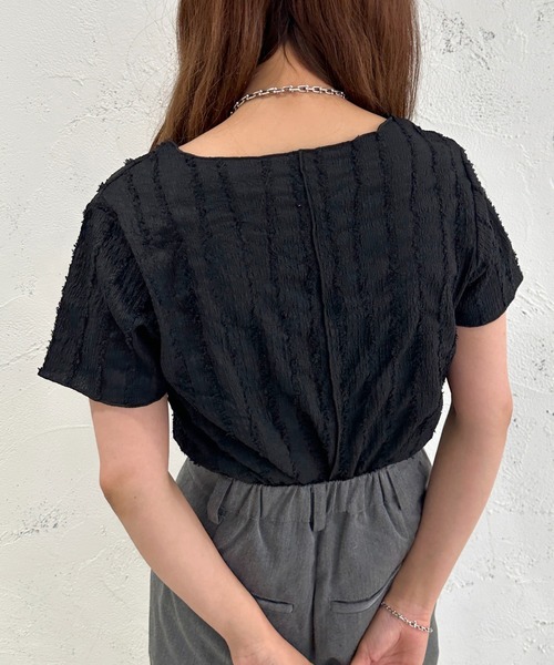 apres jour mignon(アプレジュールミニョン)の「カットジャガードTシャツ【ZOZOTOWN限定アイテム】(Tシャツ/カットソー・レディース・ブラック/アイボリー/グリーン・X-LARGE/フリー)」の16枚目の写真