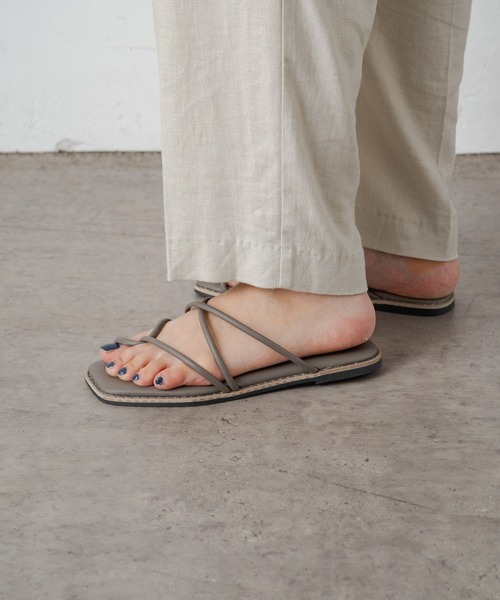 PUAL CE CIN（ピュアルセシン）の「ナローストリングサンダル（サンダル・レディース・グレー系その他/ブラウン系その他・LARGE/MEDIUM）」の7枚目の写真