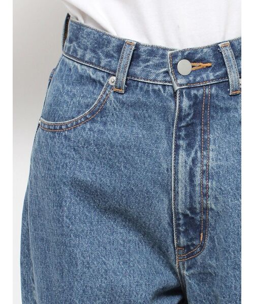 CALNAMUR（カルナムール）の「ビジューストレートデニムパンツ（デニムパンツ・レディース・ブルー・SMALL/MEDIUM）」の15枚目の写真