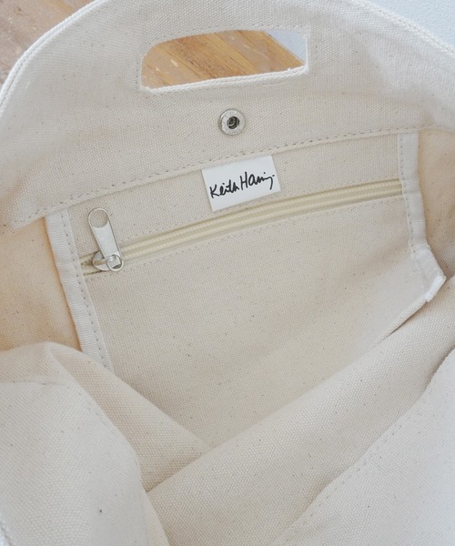 Keith Haring（キース・ヘリング）の「【 Keith Haring / キースヘリング 】 刺繍 キャンバス ショルダー バッグ（トートバッグ・レディース・ホワイト系その他/ブラック/ブラック系その他/ホワイト・FREE）」の16枚目の写真