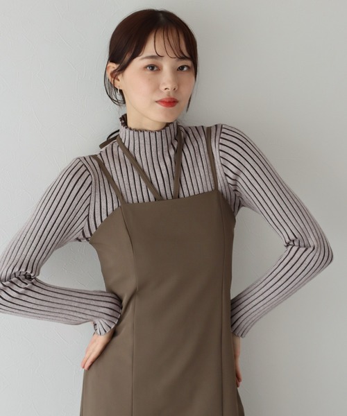 BLUEEAST（ブルーイースト）の「配色＆無地ワイドリブハイネックニット（ニット/セーター・レディース・レッド/ブラック/ベージュ系/グリーン系/アイボリー・MEDIUM）」の9枚目の写真