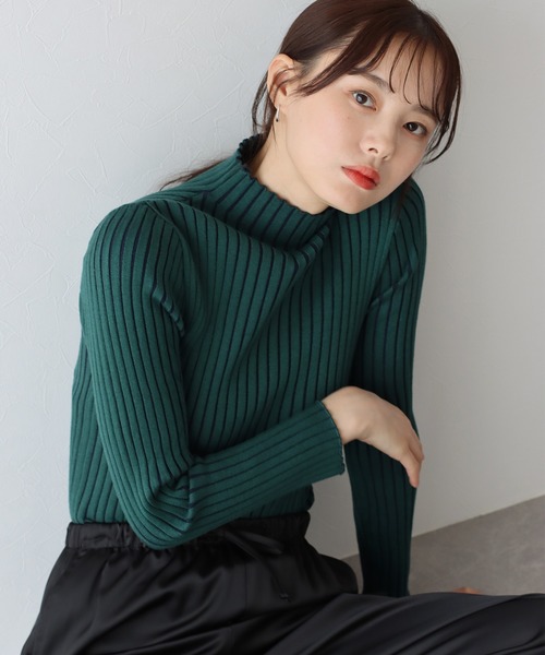 BLUEEAST（ブルーイースト）の「配色＆無地ワイドリブハイネックニット（ニット/セーター・レディース・レッド/ブラック/ベージュ系/グリーン系/アイボリー・MEDIUM）」の10枚目の写真