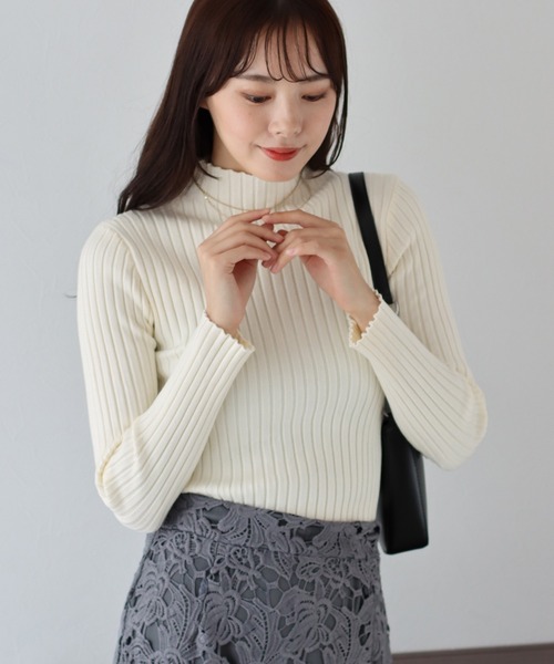 BLUEEAST（ブルーイースト）の「配色＆無地ワイドリブハイネックニット（ニット/セーター・レディース・レッド/ブラック/ベージュ系/グリーン系/アイボリー・MEDIUM）」の7枚目の写真