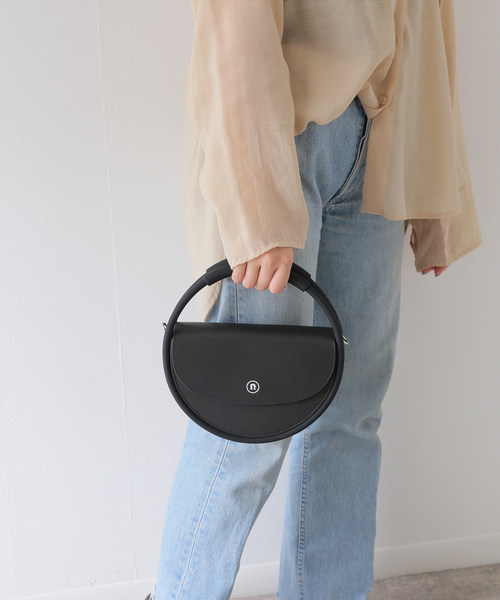 NaNa-NaNa（ナナナナ）の「【nana-nana/ナナ-ナナ】HOOP RECYCLED LEATHER（ハンドバッグ・レディース・ブラック・FREE）」の15枚目の写真