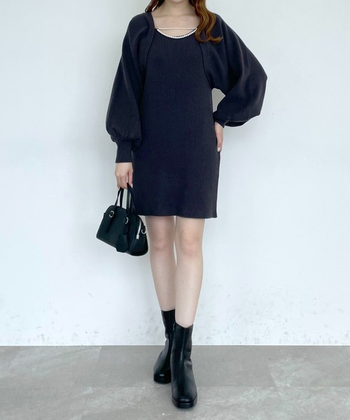 mysty woman(ミスティウーマン)の「パール付きニット2Pワンピ 979097(ワンピース・レディース・チャコールグレー/モカ/アイボリー・FREE)」の5枚目の写真