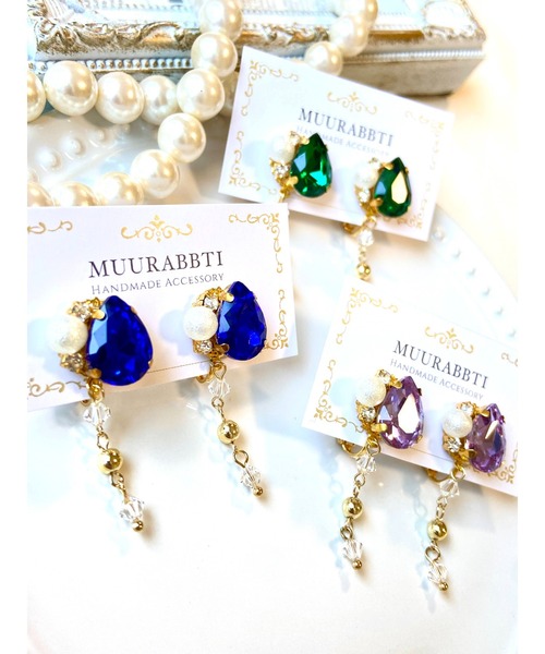 tone(トーン)の「【MUURABBTI】雫ビジューとスワロフスキーのイヤリング(MA)(イヤリング・レディース・コバルトブルー/エメラルドブルー/バイオレット・FREE)」の8枚目の写真