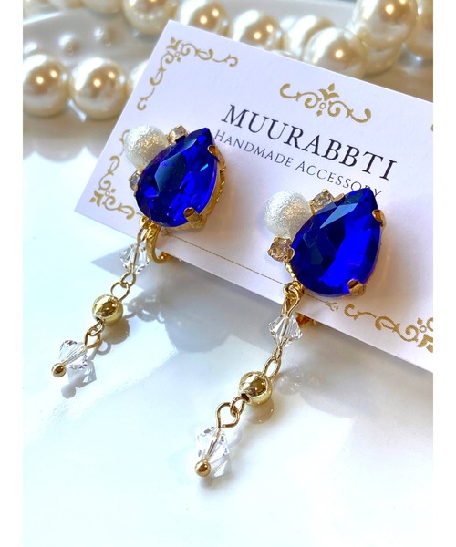 tone(トーン)の「【MUURABBTI】雫ビジューとスワロフスキーのイヤリング(MA)(イヤリング・レディース・コバルトブルー/エメラルドブルー/バイオレット・FREE)」の9枚目の写真