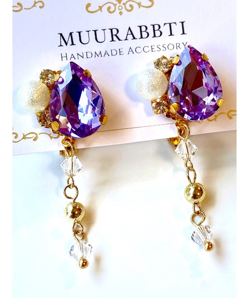 tone(トーン)の「【MUURABBTI】雫ビジューとスワロフスキーのイヤリング(MA)(イヤリング・レディース・コバルトブルー/エメラルドブルー/バイオレット・FREE)」の12枚目の写真