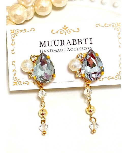 tone(トーン)の「【MUURABBTI】雫ビジューとスワロフスキーのイヤリング(MA)(イヤリング・レディース・コバルトブルー/エメラルドブルー/バイオレット・FREE)」の15枚目の写真