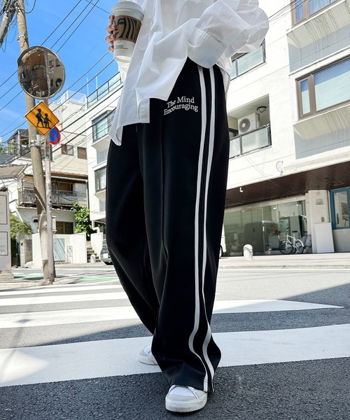 新品タグ付き　EMOIR トラックパンツ　サイズ2 サイドライントラックパンツ＜大きいサイズ有＞GEVS. 通販