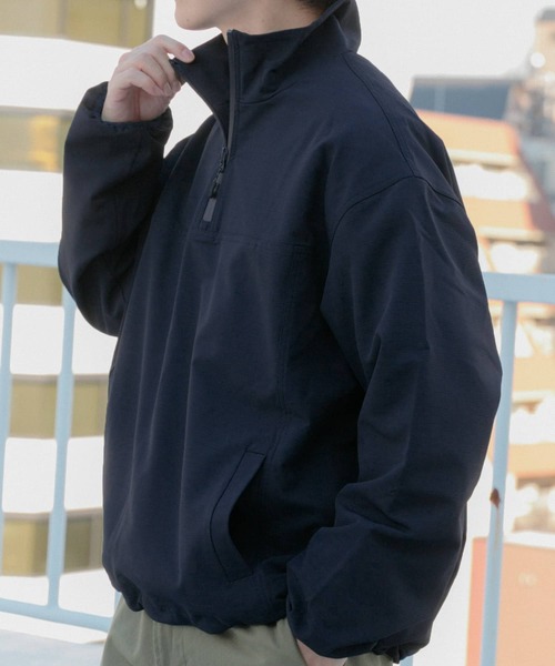 ITEMS URBANRESEARCH(アイテムズ アーバンリサーチ)の「撥水×ストレッチナイロンハーフZIPジャケット(ナイロンジャケット・メンズ・ブラック/ネイビー・MEDIUM/LARGE)」の12枚目の写真