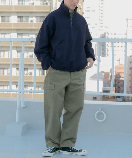 ITEMS URBANRESEARCH(アイテムズ アーバンリサーチ)の「撥水×ストレッチナイロンハーフZIPジャケット(ナイロンジャケット・メンズ・ブラック/ネイビー・MEDIUM/LARGE)」の14枚目の写真