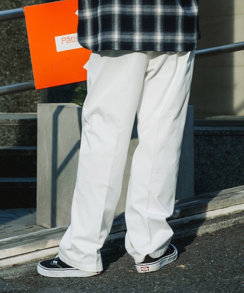 Subciety(サブサエティ)の「BALLOON CHINO SLACKS(スラックス・メンズ・ブラック/アイボリー/グレー/オリーブ・SMALL/MEDIUM/X-LARGE/LARGE)」の21枚目の写真