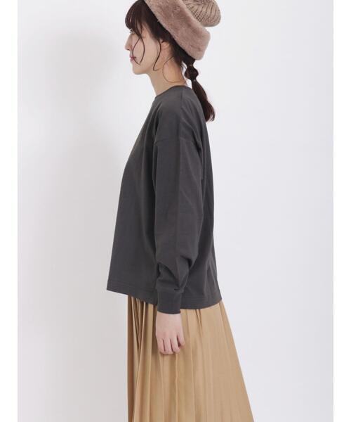 Samansa Mos2（サマンサ モスモス）の「プリントアソートロングTシャツ（Tシャツ/カットソー・レディース・チャコールグレー/ベージュ/オフホワイト/キナリ・F）」の19枚目の写真