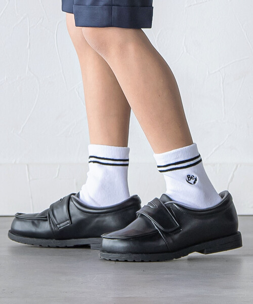BeBe（ベベ）の「刺しゅう入りクルーソックス(11~24cm)（ソックス/靴下・キッズ・ホワイト・15.0cm/19.0cm/17.0cm/24.0cm/21.0cm/13.0cm）」の3枚目の写真