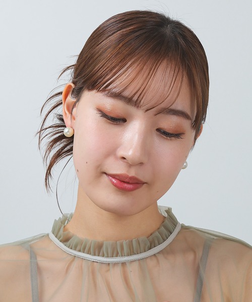 Kana（カナ）の「【金属アレルギー対応】大きめ 一粒 パール サージカル ピアス パーティー 結婚式 お呼ばれ オケージョン（ピアス（両耳用）・レディース・アイボリー・フリー）」の7枚目の写真