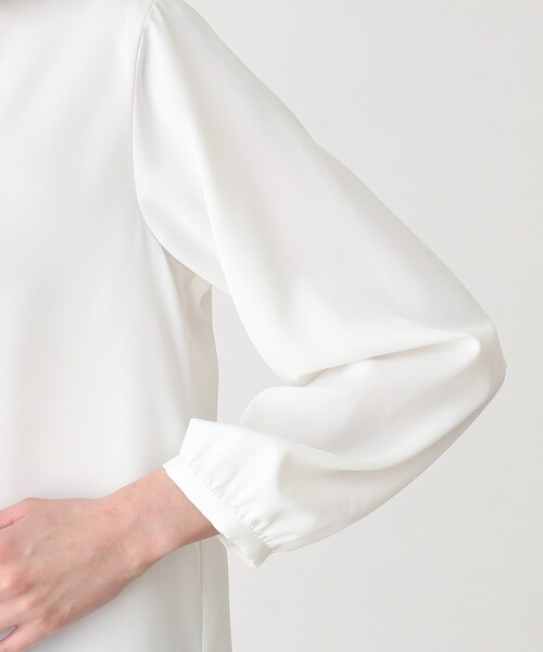 THE SHOP TK （ザ ショップ ティーケー ）の「◆【セレモニー/入卒/通勤/洗える】金属バー付タックブラウス（シャツ/ブラウス・レディース・オフホワイト・11/13/14/12）」の8枚目の写真