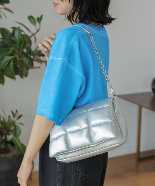 LEPSIM(レプシィム)の「パデット2WAYショルダー 103831(ショルダーバッグ・レディース・ブラック/オフホワイト/ライトイエロー/ガンメタ/ライム/ブルー/シルバー/レッド・ONE SIZE)」の19枚目の写真