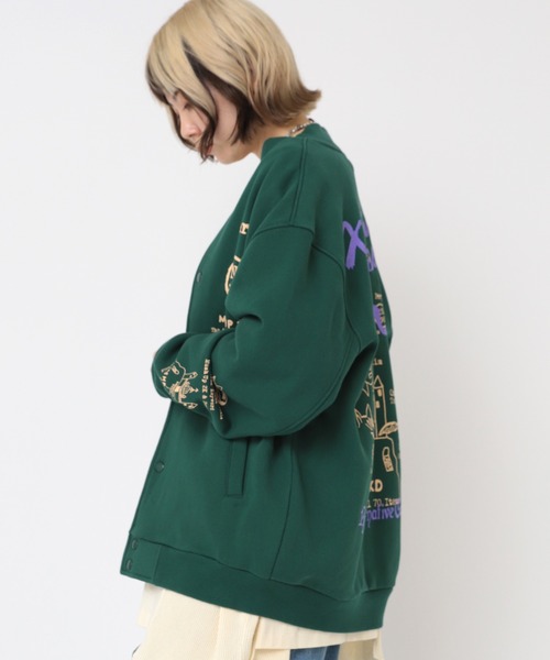 RNA（アールエヌエー）の「M2206 MASH UP裏毛スタジャン（ブルゾン・レディース・ブラック/グリーン/ネイビー・MEDIUM）」の22枚目の写真