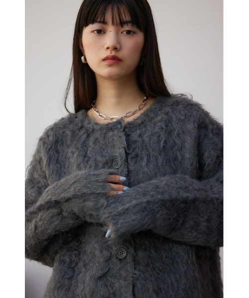 AZUL by moussy(アズールバイマウジー)の「シャギーボタンロングカーディガン(カーディガン/ボレロ・レディース・チャコールグレー/ライトブルー・FREE)」の3枚目の写真