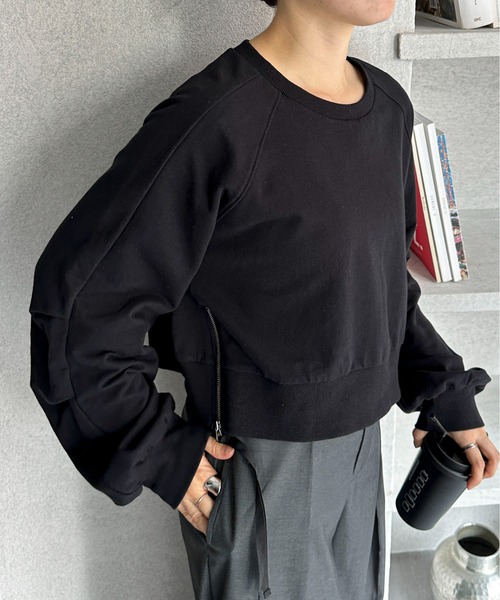 feepur(フェピュール)の「サイドジップショートミニ裏毛スウェット(スウェット・レディース・ブラック/オフホワイト/オートミール・MEDIUM)」の1枚目の写真