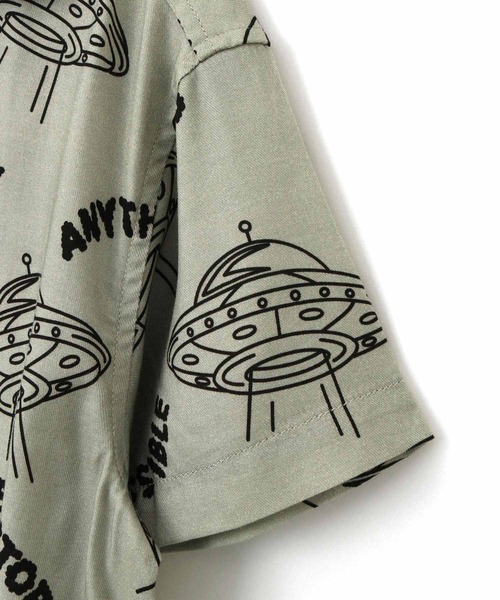 MAKE YOUR DAY(メイクユアデイ)の「セットアップできるUFO総柄半袖シャツ■80~140cm(シャツ/ブラウス・キッズ・ブラック/オリーブ・80/140/130/120/110/100/90)」の4枚目の写真