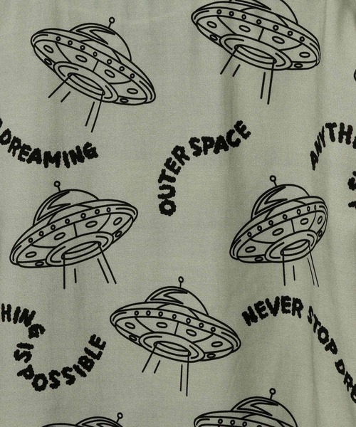 MAKE YOUR DAY(メイクユアデイ)の「セットアップできるUFO総柄半袖シャツ■80~140cm(シャツ/ブラウス・キッズ・ブラック/オリーブ・80/140/130/120/110/100/90)」の6枚目の写真
