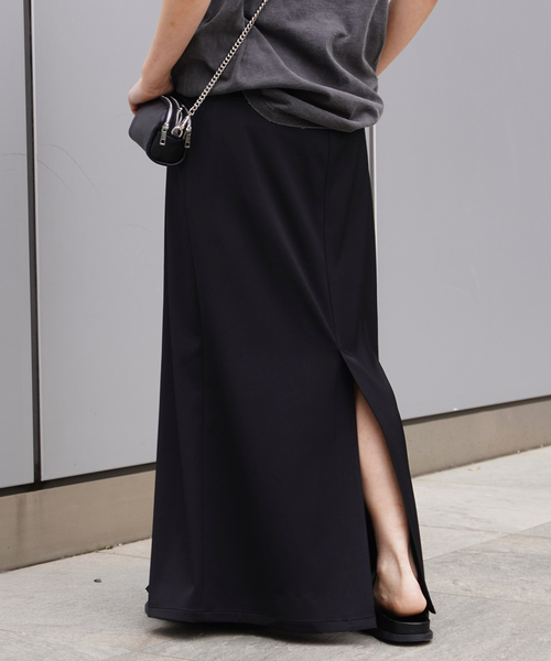 AP STUDIO（エーピーストゥディオ）の「ブライトストレッチスカート（スカート・レディース・ブラック・40/38/36）」の5枚目の写真