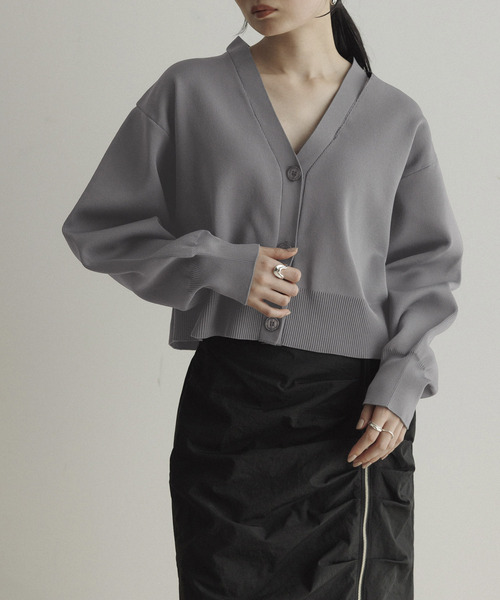 CE'E_SE'E（シーシー）の「ショルダースリットニットカーディガン（カーディガン/ボレロ・レディース・チャコールグレー/オフホワイト/ブラック・FREE）」の15枚目の写真