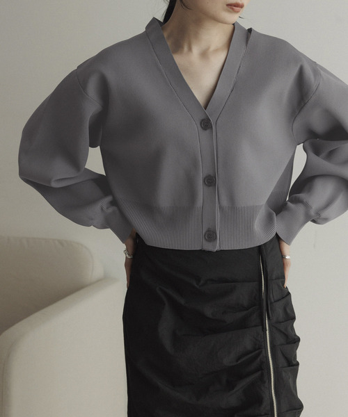 CE'E_SE'E（シーシー）の「ショルダースリットニットカーディガン（カーディガン/ボレロ・レディース・チャコールグレー/オフホワイト/ブラック・FREE）」の16枚目の写真