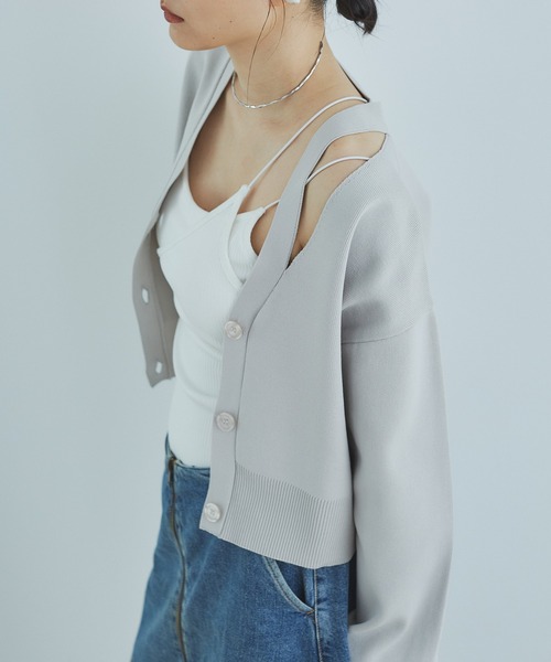 CE'E_SE'E（シーシー）の「ショルダースリットニットカーディガン（カーディガン/ボレロ・レディース・チャコールグレー/オフホワイト/ブラック・FREE）」の2枚目の写真