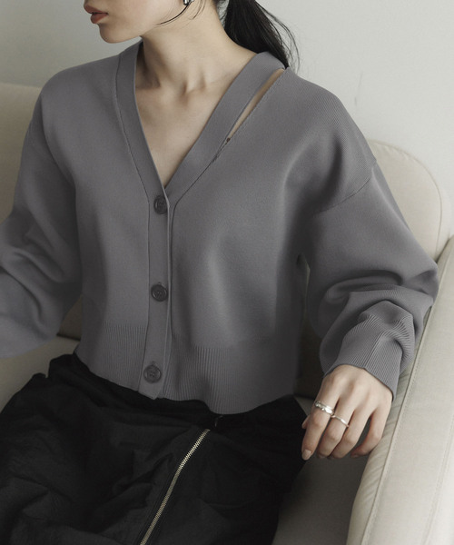 CE'E_SE'E（シーシー）の「ショルダースリットニットカーディガン（カーディガン/ボレロ・レディース・チャコールグレー/オフホワイト/ブラック・FREE）」の3枚目の写真