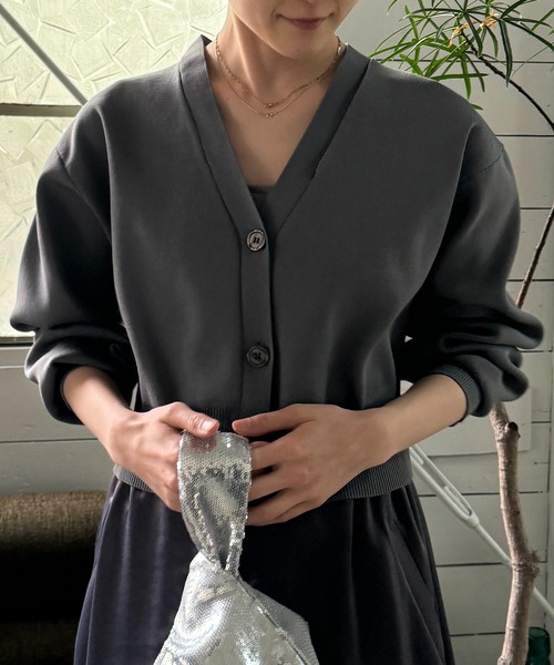 CE'E_SE'E（シーシー）の「ショルダースリットニットカーディガン（カーディガン/ボレロ・レディース・チャコールグレー/オフホワイト/ブラック・FREE）」の5枚目の写真