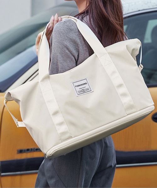 shopnikoniko（ショップニコニコ）の「トラベルバッグ 大容量 ボストン 折り畳み ラテカラー 2段階拡張 コンパクト ナイロン 旅行用 ボストンバッグ（スーツケース/キャリーバッグ・レディース・ベージュ/ホワイト/ホワイト系その他・フリー）」の5枚目の写真