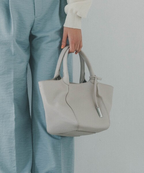 THE SHOP TK （ザ ショップ ティーケー ）の「◆【軽量／2way】ポケット付きシュリンクトートバッグ（トートバッグ・レディース・ブラック/グレー/ピンク系・00）」の4枚目の写真