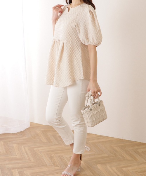 Lace Ladies(レースレディース)の「キーネック パフスリーブ ペプラム 半袖 プルオーバー(シャツ/ブラウス・レディース・ホワイト/ブラック/アイボリー・FREE)」の9枚目の写真