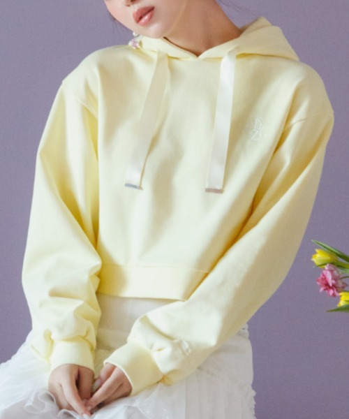 dazzlin（ダズリン）の「＜dazzlinコラボ＞ロゴショートフーディ（パーカー・レディース・イエロー/ベージュ/グレー・FREE）」の3枚目の写真