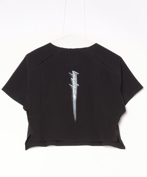 Y-3（ワイスリー）の「W RUN SS TEE（Tシャツ/カットソー・レディース・ブラック・XX-SMALL/X-SMALL/SMALL/MEDIUM）」の5枚目の写真