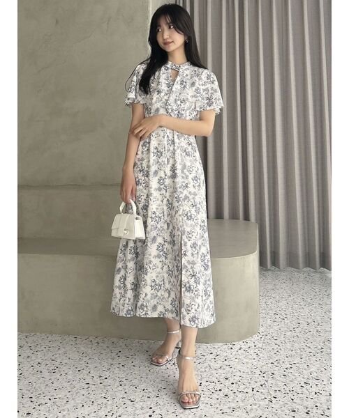 dazzlin(ダズリン)の「ケープフレアフラワーワンピース(ワンピース・レディース・グレー/グリーン・SMALL/MEDIUM)」の15枚目の写真