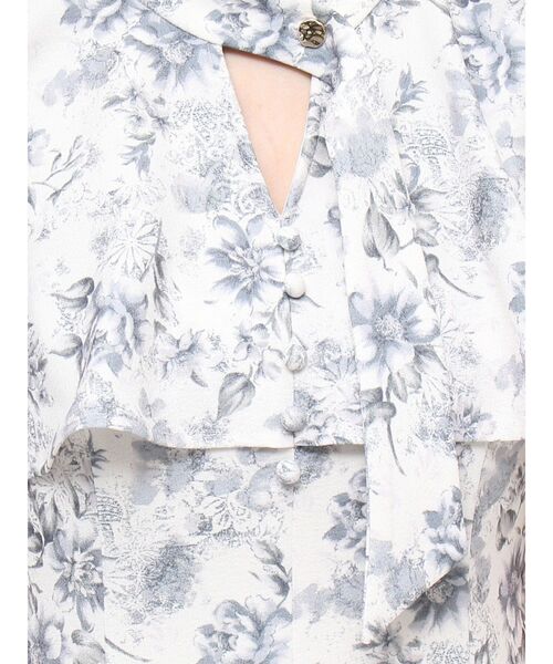 dazzlin(ダズリン)の「ケープフレアフラワーワンピース(ワンピース・レディース・グレー/グリーン・SMALL/MEDIUM)」の13枚目の写真