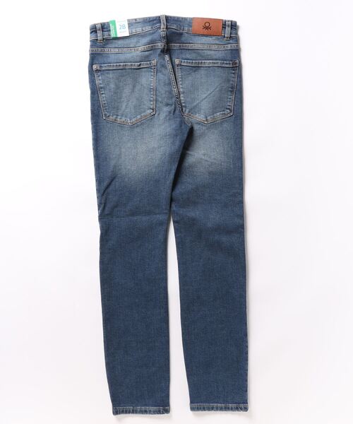 BENETTON (UNITED COLORS OF BENETTON)（ベネトンユナイテッドカラーズオブベネトン）の「リサイクルコットンストレッチスキニーデニムパンツ（デニムパンツ・メンズ・インディゴブルー・28inch/29inch/30inch/32inch/31inch）」の2枚目の写真