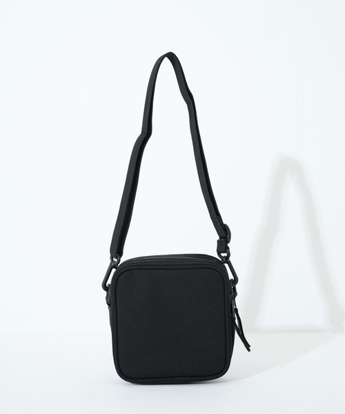 Carhartt WIP（カーハートダブリューアイピー）の「【Carhartt WIP / カーハートダブリューアイピー】ESSENTIALS BAG SMALL（ショルダーバッグ・メンズ・その他2/その他1/その他4/その他3・FREE）」の5枚目の写真