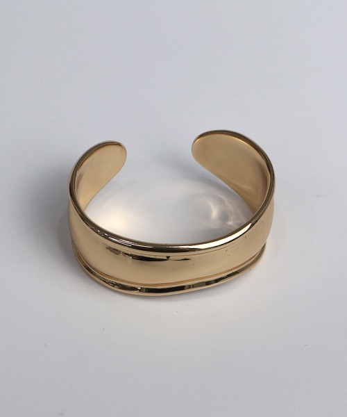 CEMONEMO(セモネモ)の「【金属アレルギー対応】 ワイド ウェーブ バングル / ニッケルフリー(バングル/リストバンド・レディース・ゴールド/シルバー・FREE)」の14枚目の写真