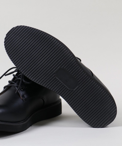 SPINNS(スピンズ)の「合皮3ホールブーツ(ブーツ・メンズ・ブラック・L/M/S)」の8枚目の写真