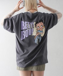 ベティーBETTYバックプリントTシャツ