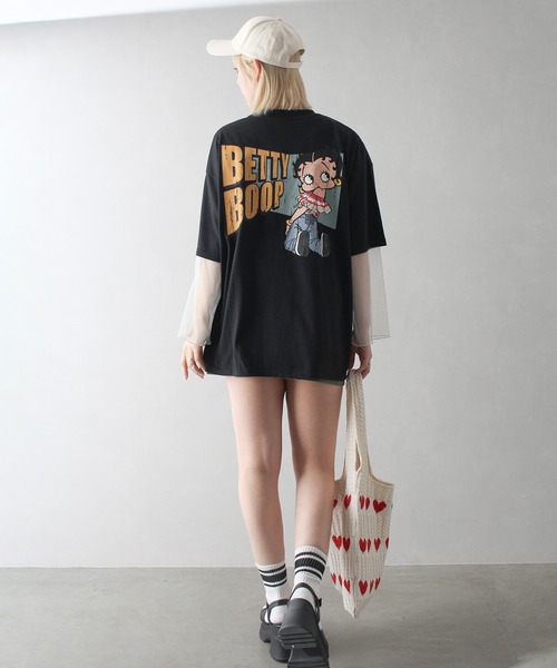 SpRay(スプレイ)の「ベティーBETTYバックプリントTシャツ(Tシャツ/カットソー・レディース・ブラック/オフホワイト/チャコールグレー・FREE)」の13枚目の写真