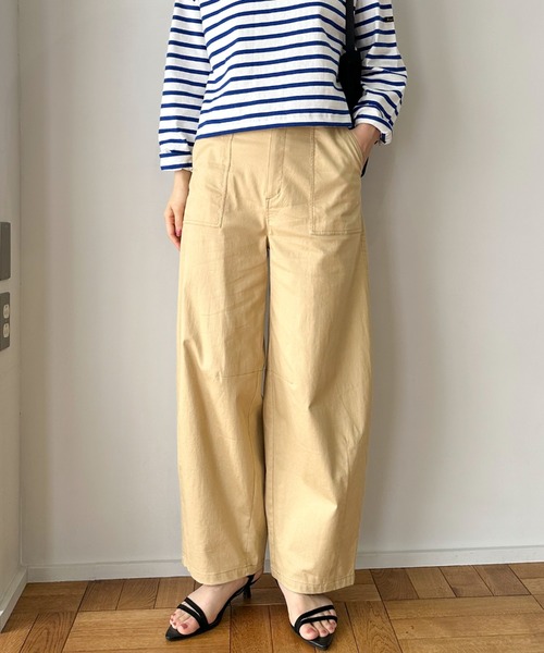 Doux archives(ドゥアルシーヴ)の「カーブラインベイカーパンツ(チノパンツ・レディース・カーキ/ベージュ・MEDIUM/LARGE)」の18枚目の写真