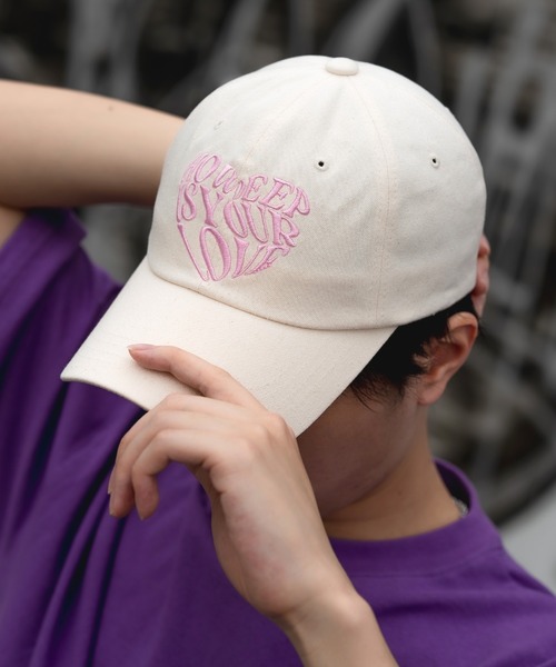 improves(インプローブス)の「ハートロゴ 刺しゅう キャップ(キャップ・メンズ・ラベンダー/オフホワイト/ブラック・FREE)」の1枚目の写真