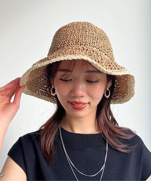 Chez toi(シェトワ)の「配色ラインペーパーHAT(ハット・レディース・ベージュ/グレイッシュベージュ/ライトベージュ・FREE)」の1枚目の写真